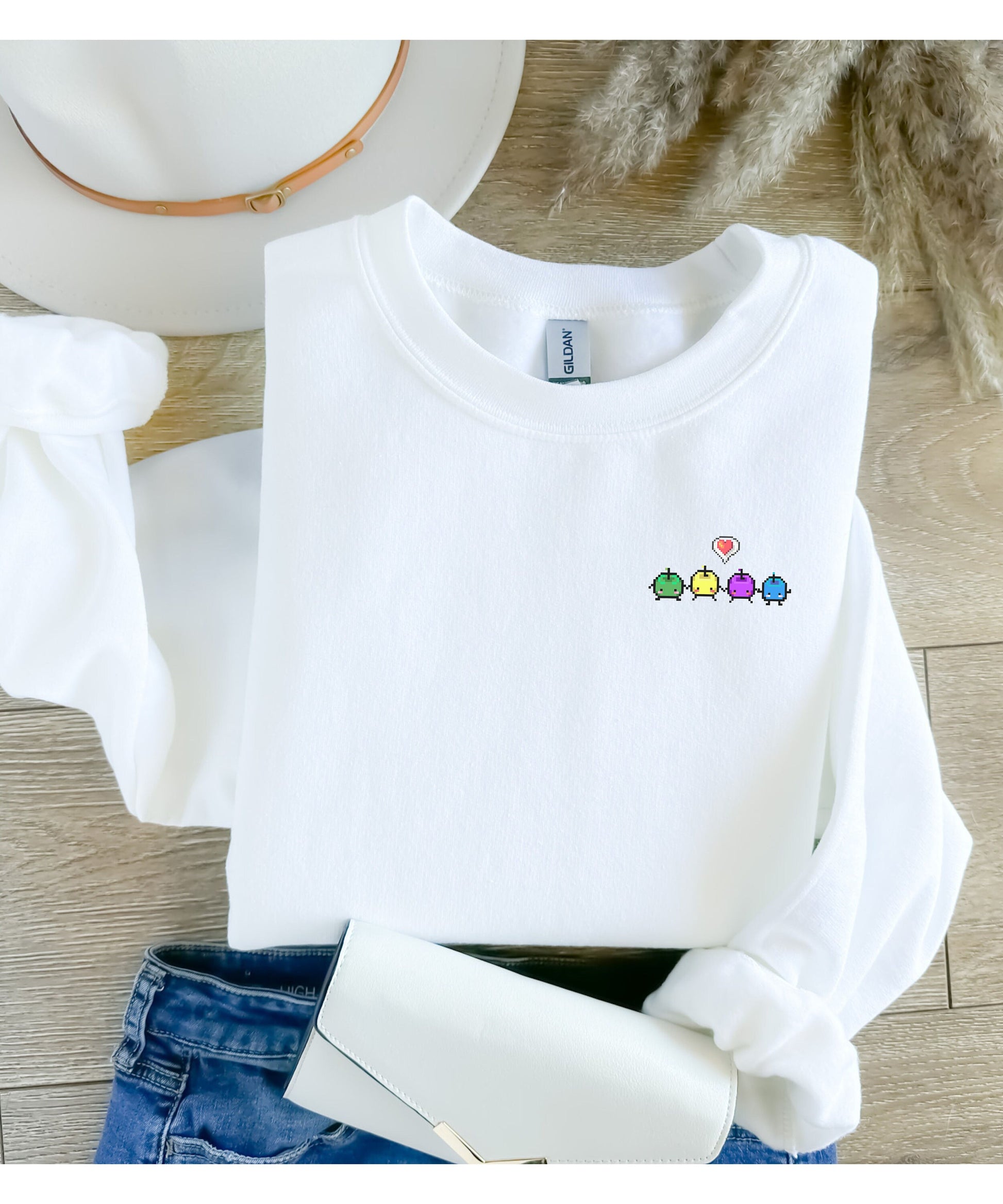 Original Junimo Stardew Valley Sweatshirt, Gift for Him and Her, Video Game Art, Pixel Art, Cozy Gamer Merch, Junimo Jumper, Gift for Gamer